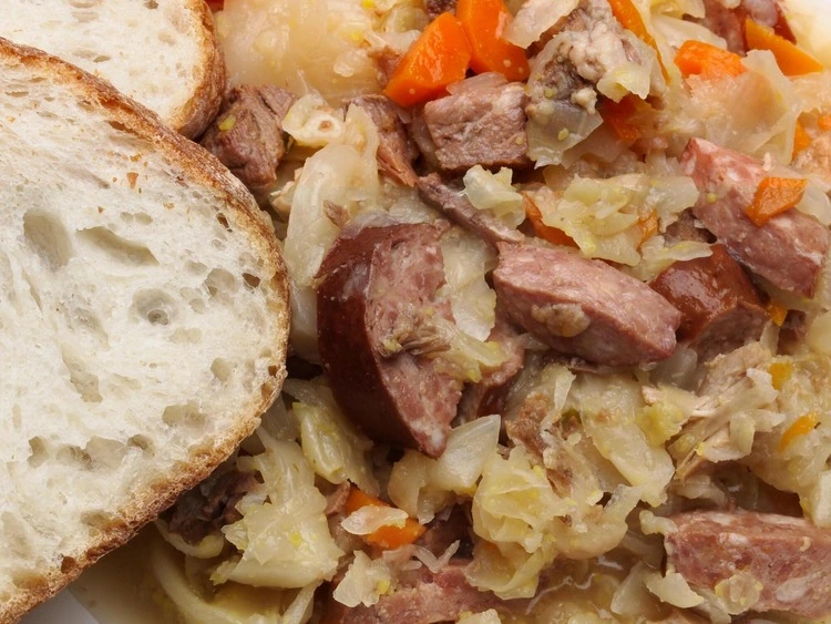 Chicken Kielbasa Recipe: One-Pan Weeknight Wonder 2 Chicken and Kielbasa Dinner