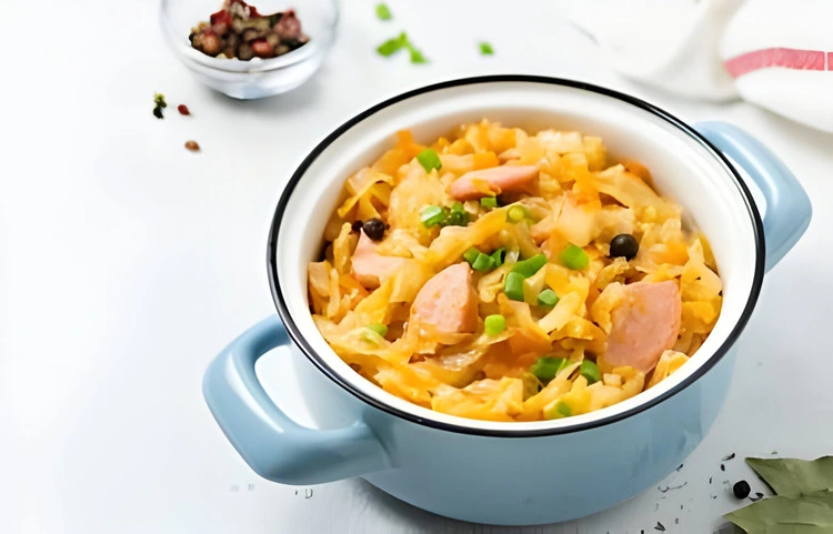 Kielbasa Cabbage and Potatoes Recipe: A Comforting Classic 2 Kielbasa and potato stew
