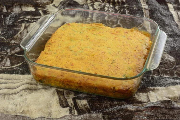 Cowboy Cornbread Casserole Recipe: Comforting Deliciousness 2 Skillet Chili with Cornbread Topping